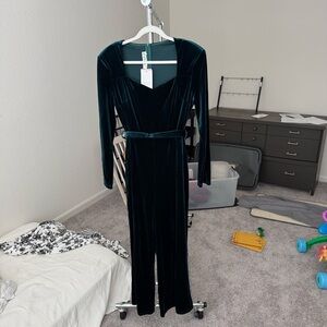 JJs House Velvet Jumpsuit in Forest Green